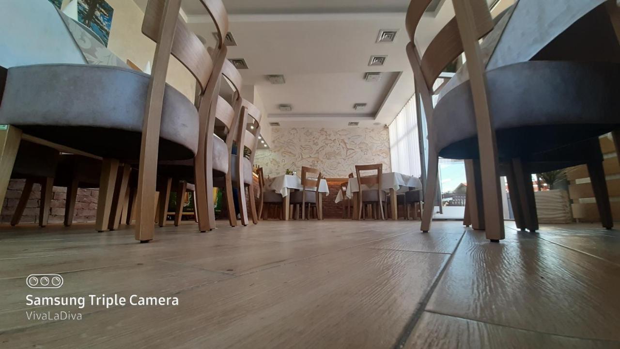 Prenociste I Restoran Ihthis บายินา บาชตา ภายนอก รูปภาพ